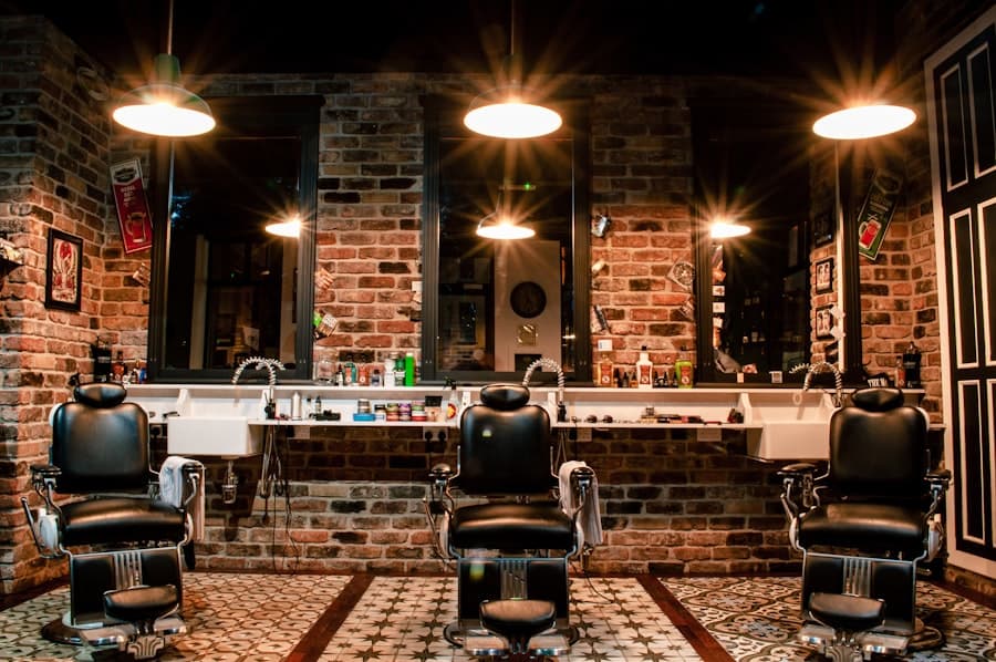 Cadeiras de uma barbearia